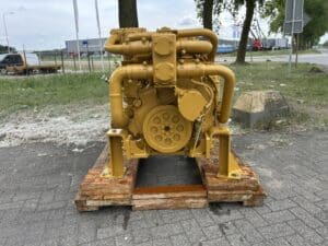 Caterpillar 12